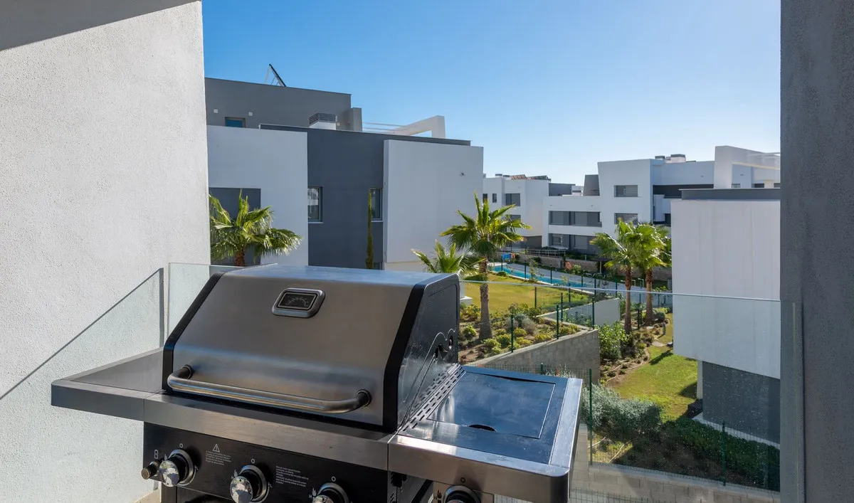 2ef7bb2e-da0d-4c66-9bbf-ca62f7708e9d