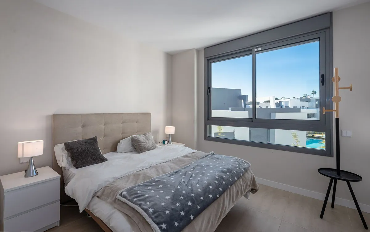 f2b6f167-f31a-4847-b749-56089ce531a4