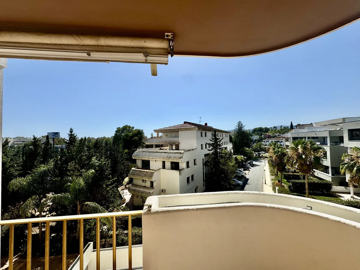 43349cef-3cf3-4212-aef1-f1d5a0ae6a3a