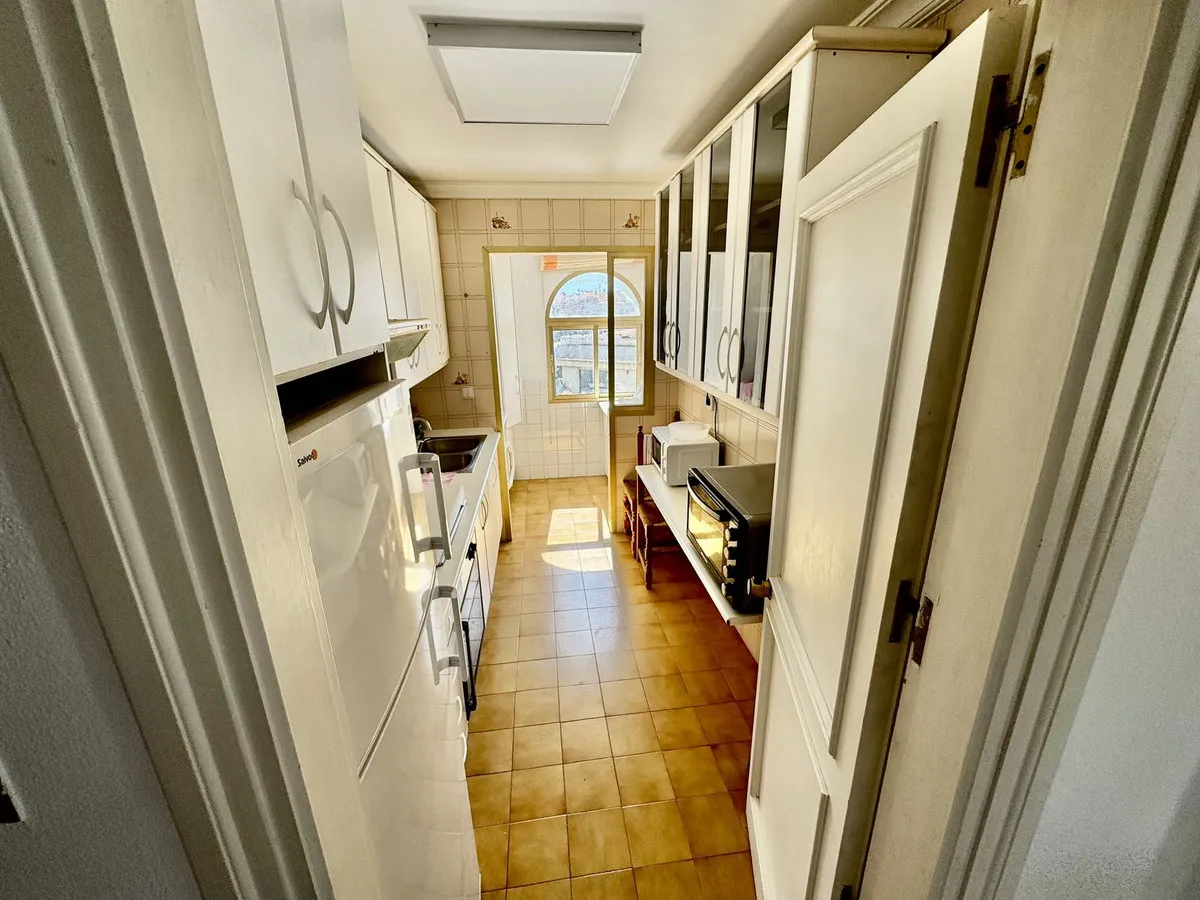 9b84b430-6b4e-46ce-aa28-0546eaa7c407