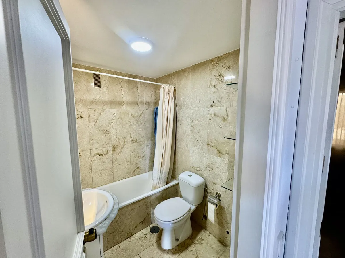 b8bdf12b-71de-48a9-acc0-21b41e320223