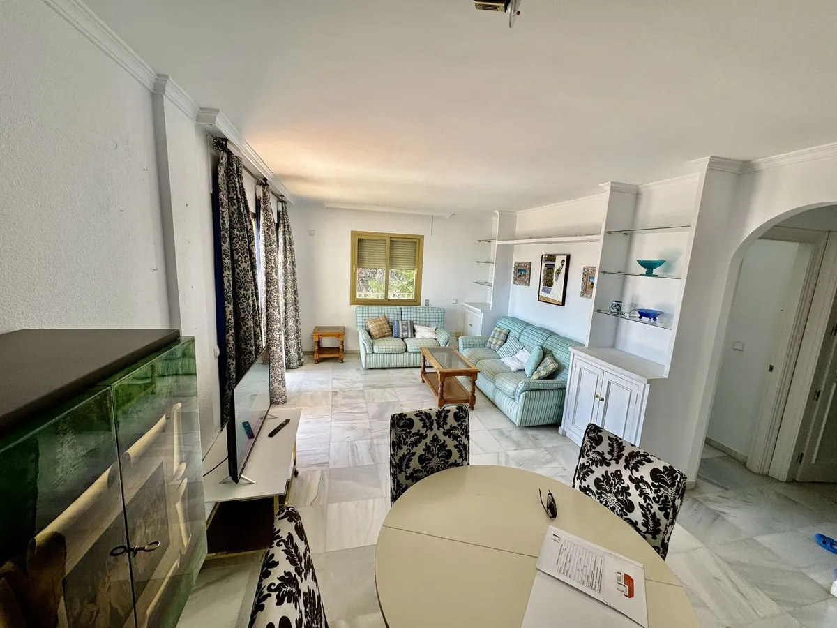 c8373d6c-1682-4e5e-9d2c-965ad4efc6e1