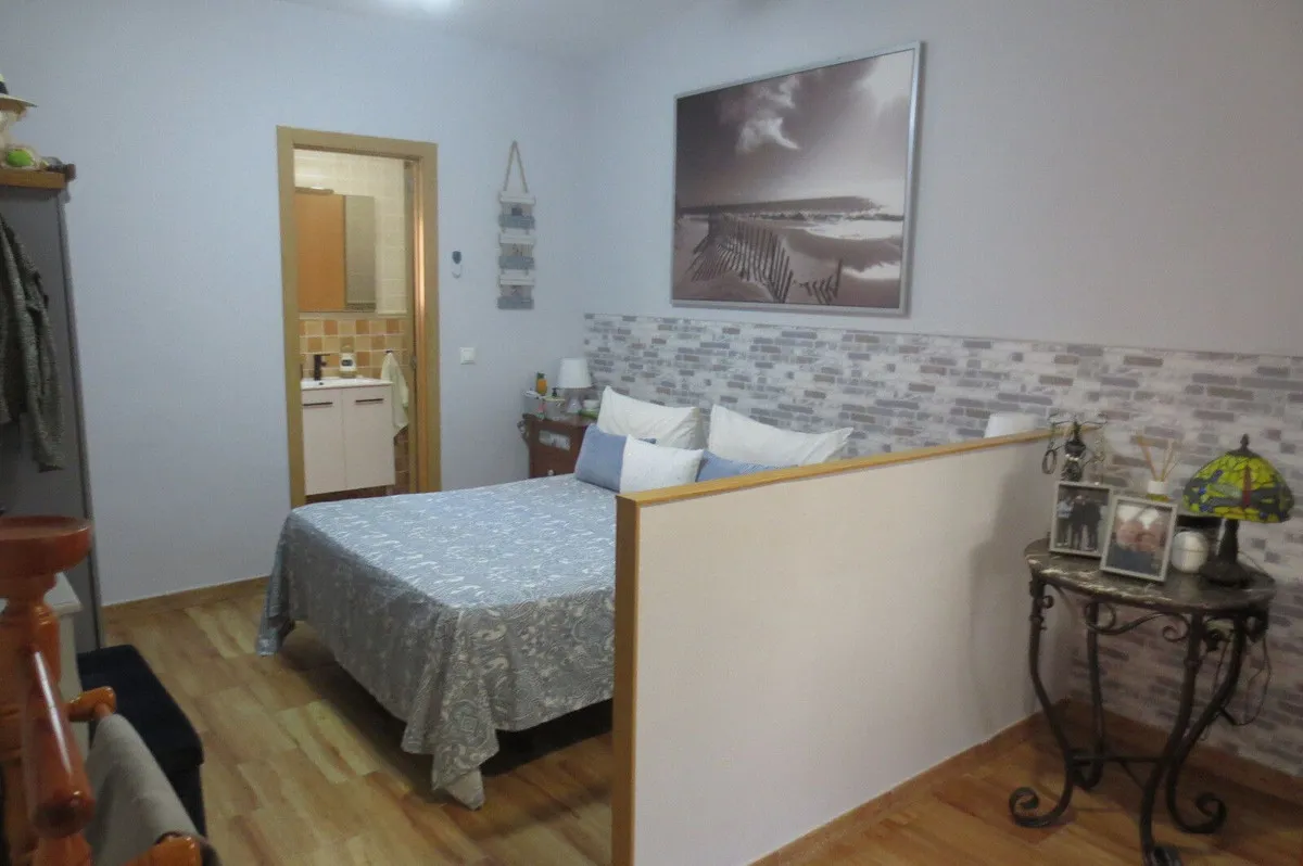 6a851cd8-55a3-4cd4-bc98-d1c727eade6f