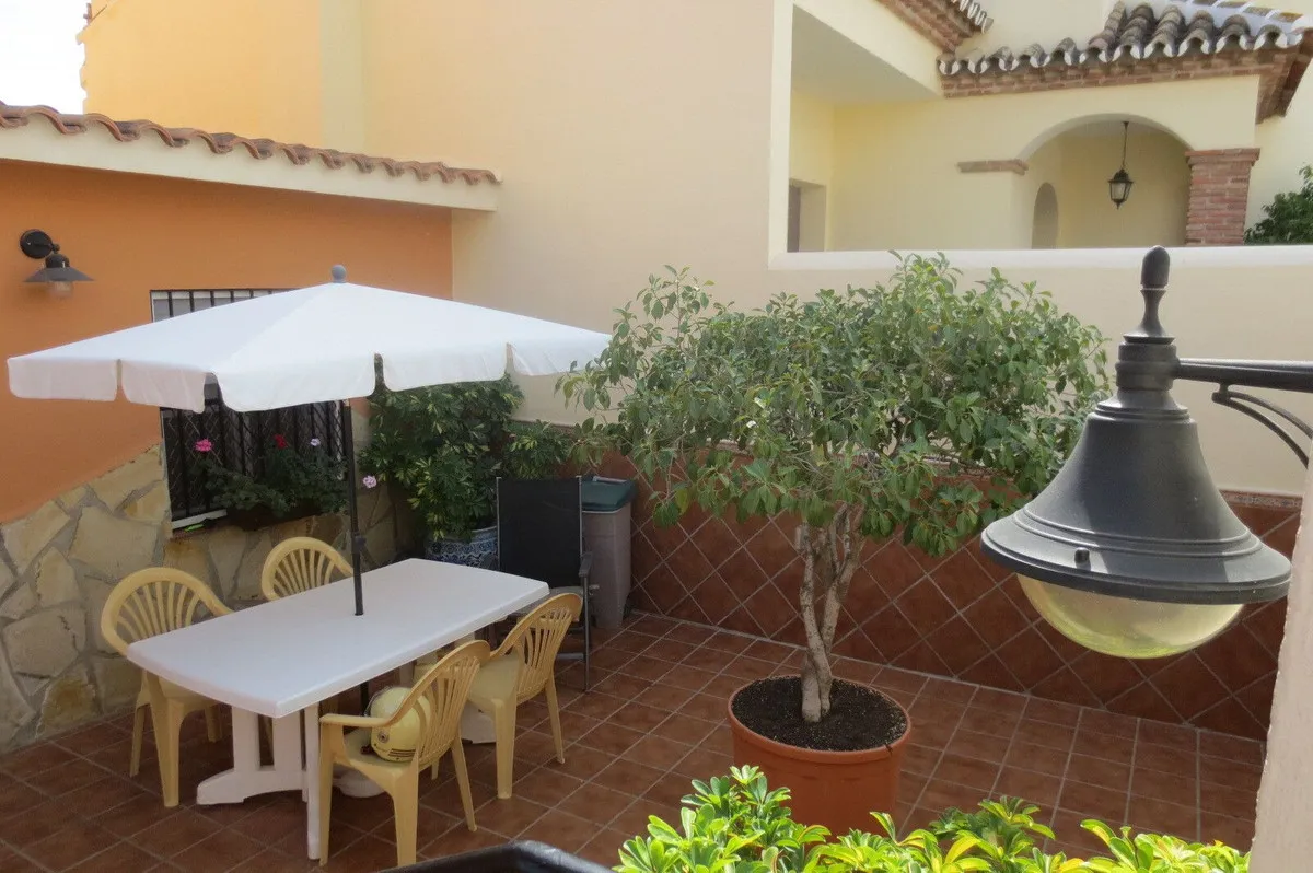 9e8668b9-d508-433c-a6a6-1df4e4ddb97d