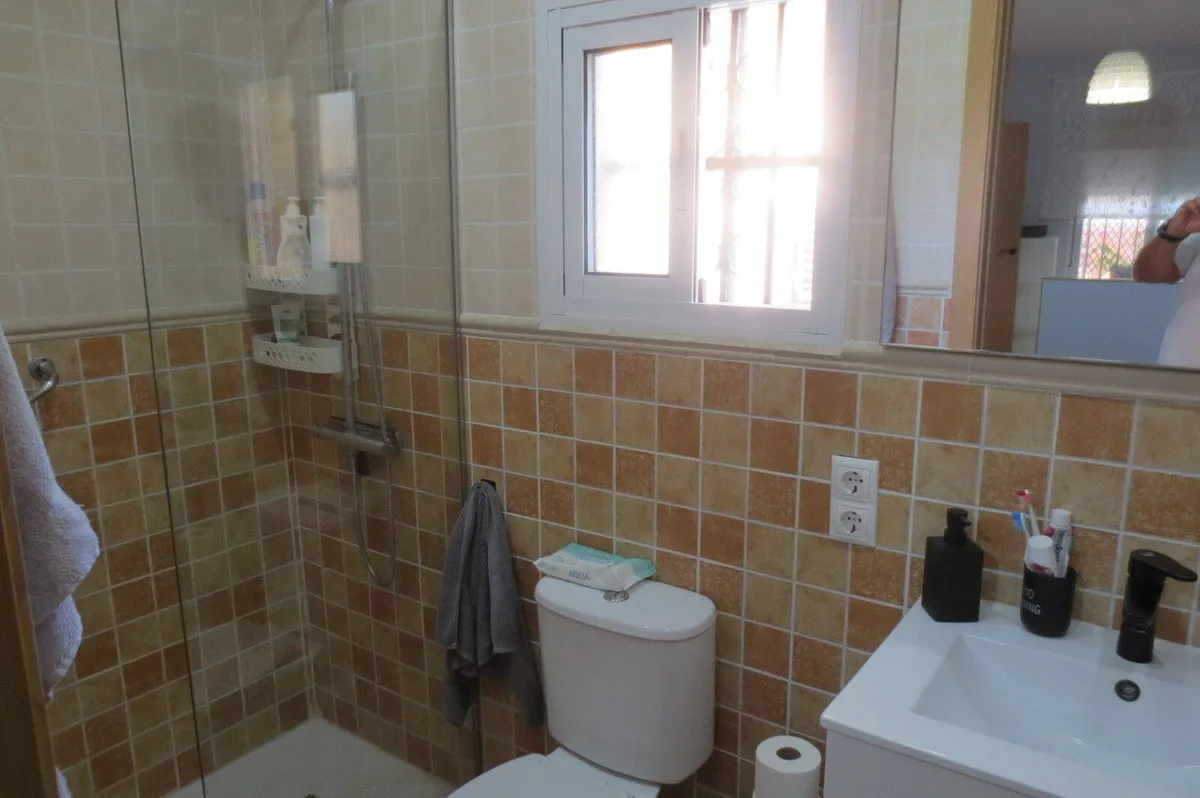 ad2b9b72-9e01-4db2-8203-60435cf941ee