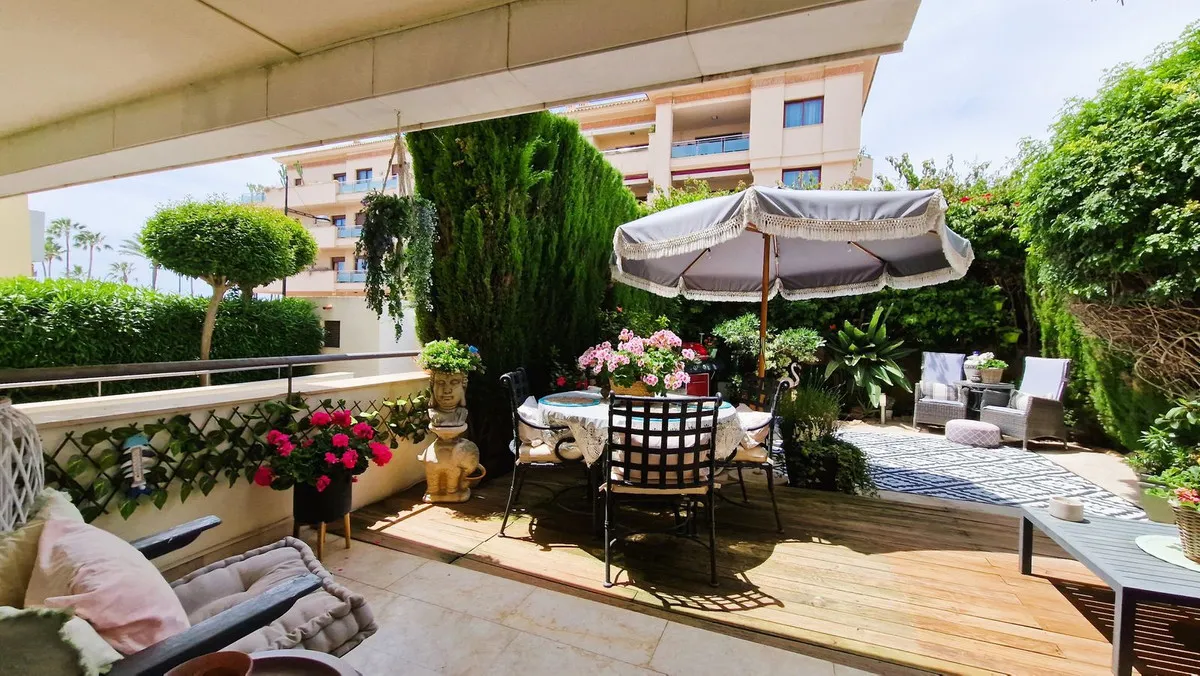 52297df8-6b80-400c-8c19-d17e489f0953