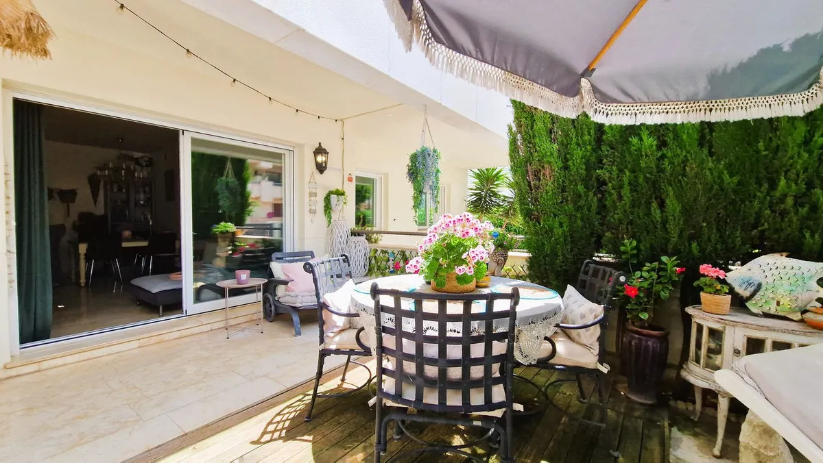 c0c4059a-463e-47bf-be6d-2f9bcbba8472