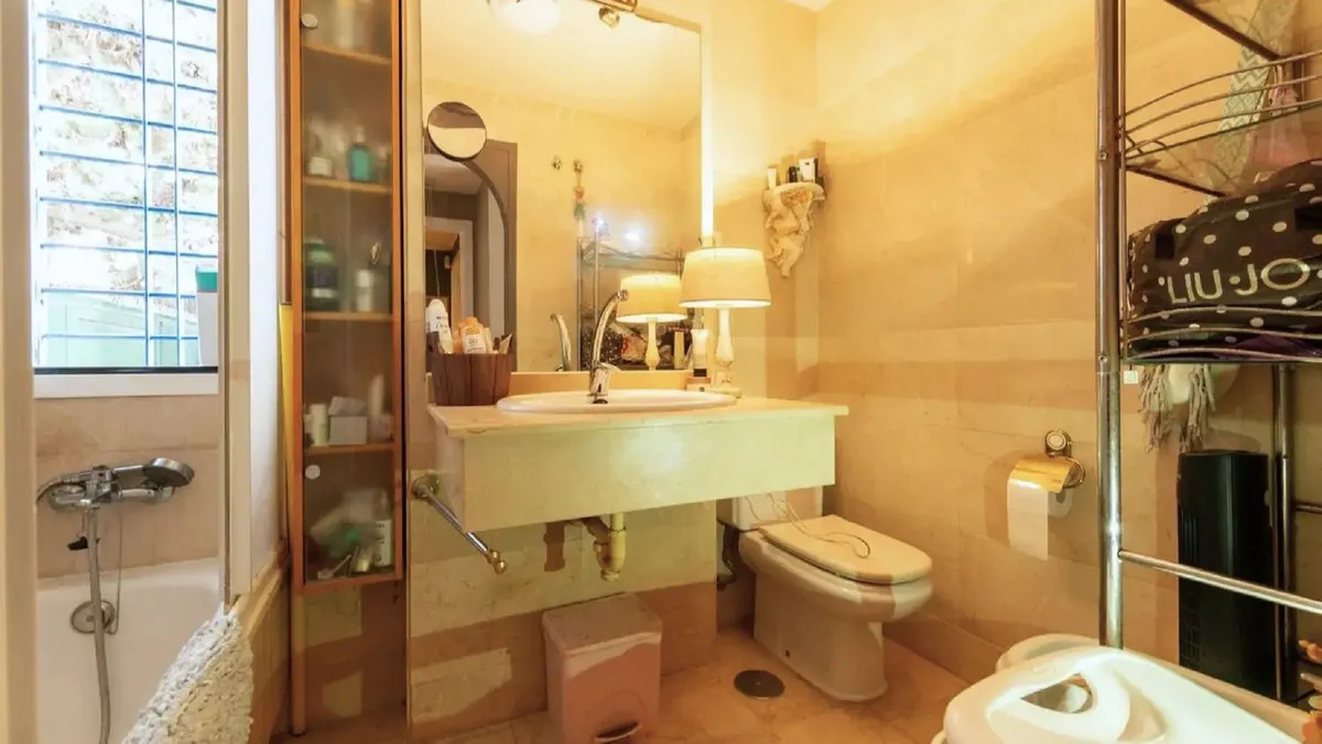 e3e0afec-cd59-4470-8b60-889d516888bb