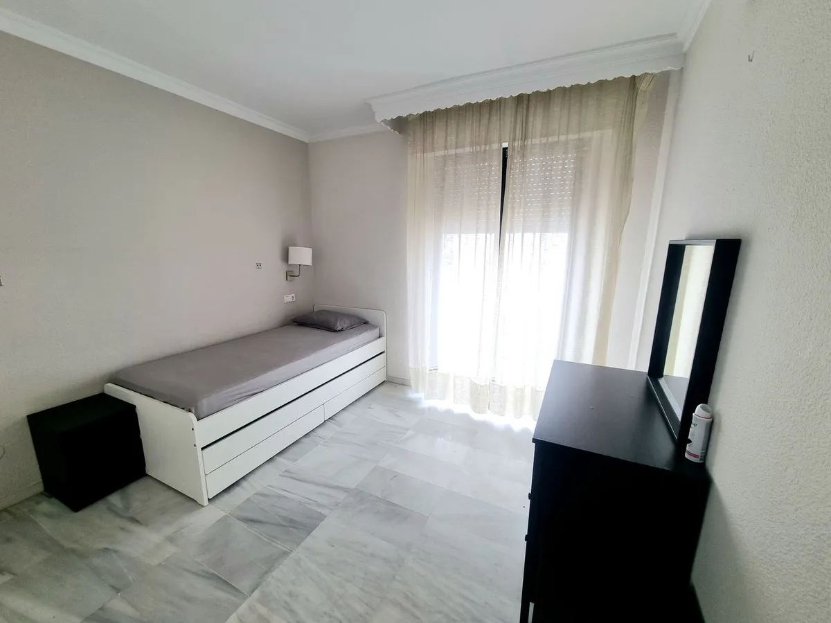 b6fb6967-93a0-47ca-9ea0-666cec168851