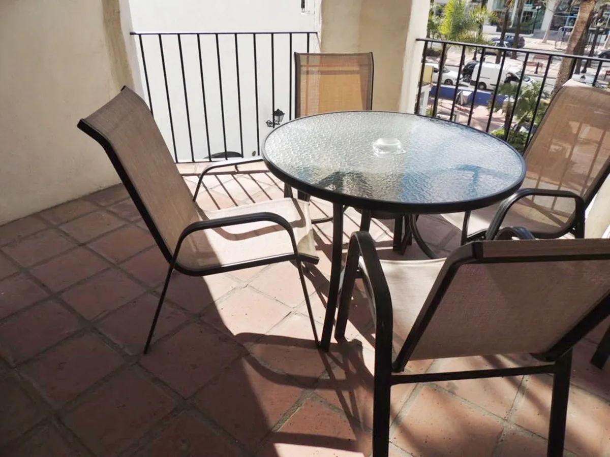 c1d2e095-4e2e-4733-8021-541b1789ba3d