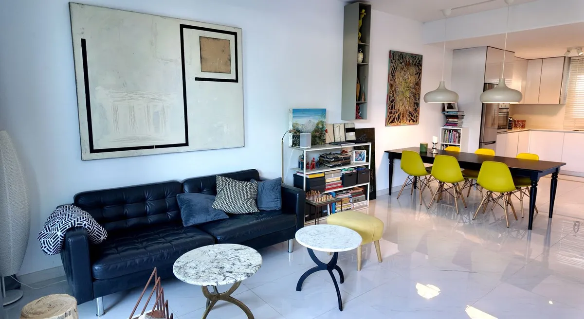 48735734-f7a5-4bb0-8f2d-1092cea31f43