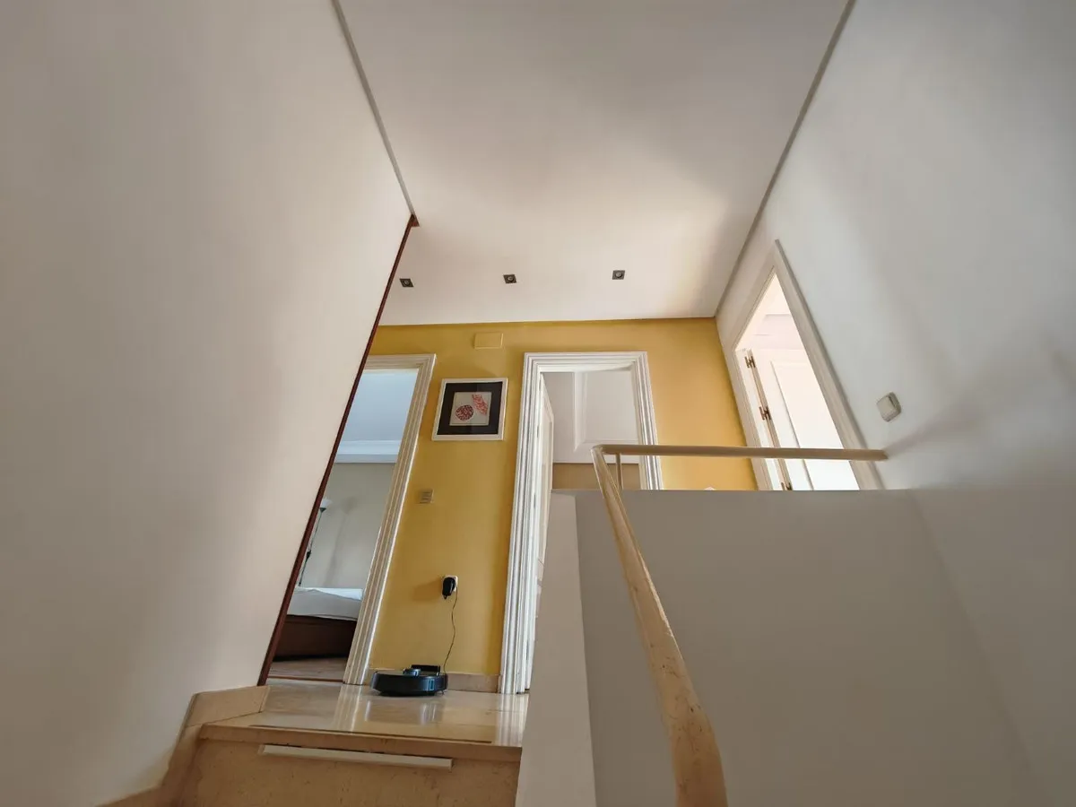 a6c23ebb-2ff9-48ae-9ddd-b9bf82ff4106