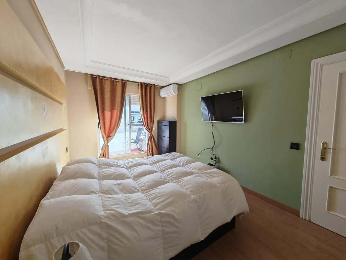 db709e7d-4065-4f4d-9c0b-6046fb5f6ed1