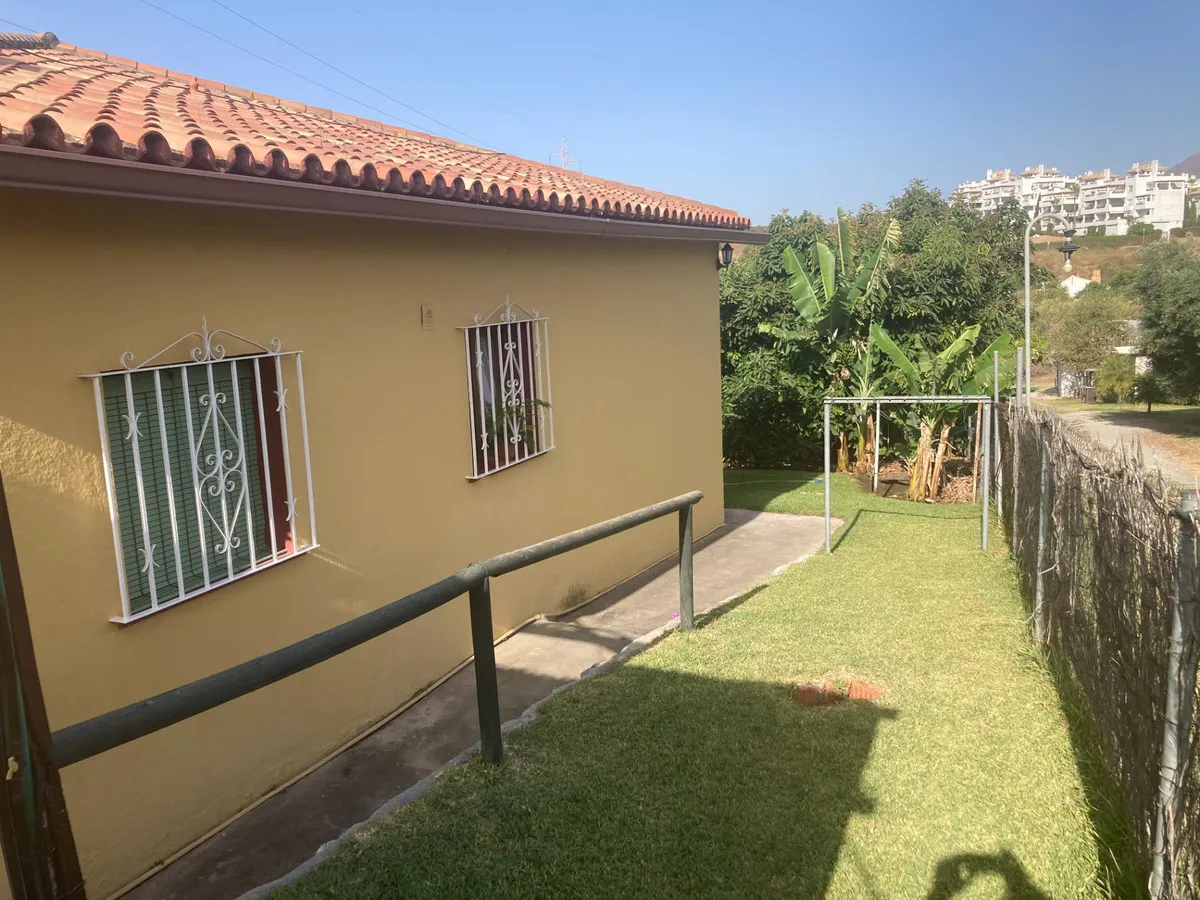 83a4c033-2178-47ab-a8d3-4f804aab358a