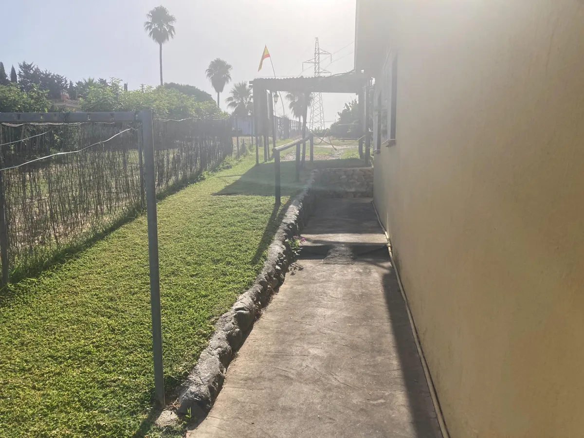 b5e6db6e-1342-44f6-a952-e5bf12018655