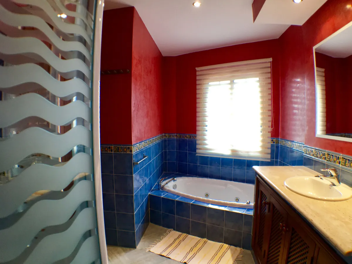 af79a28d-8f9d-4c32-9afd-acc407c7df8b