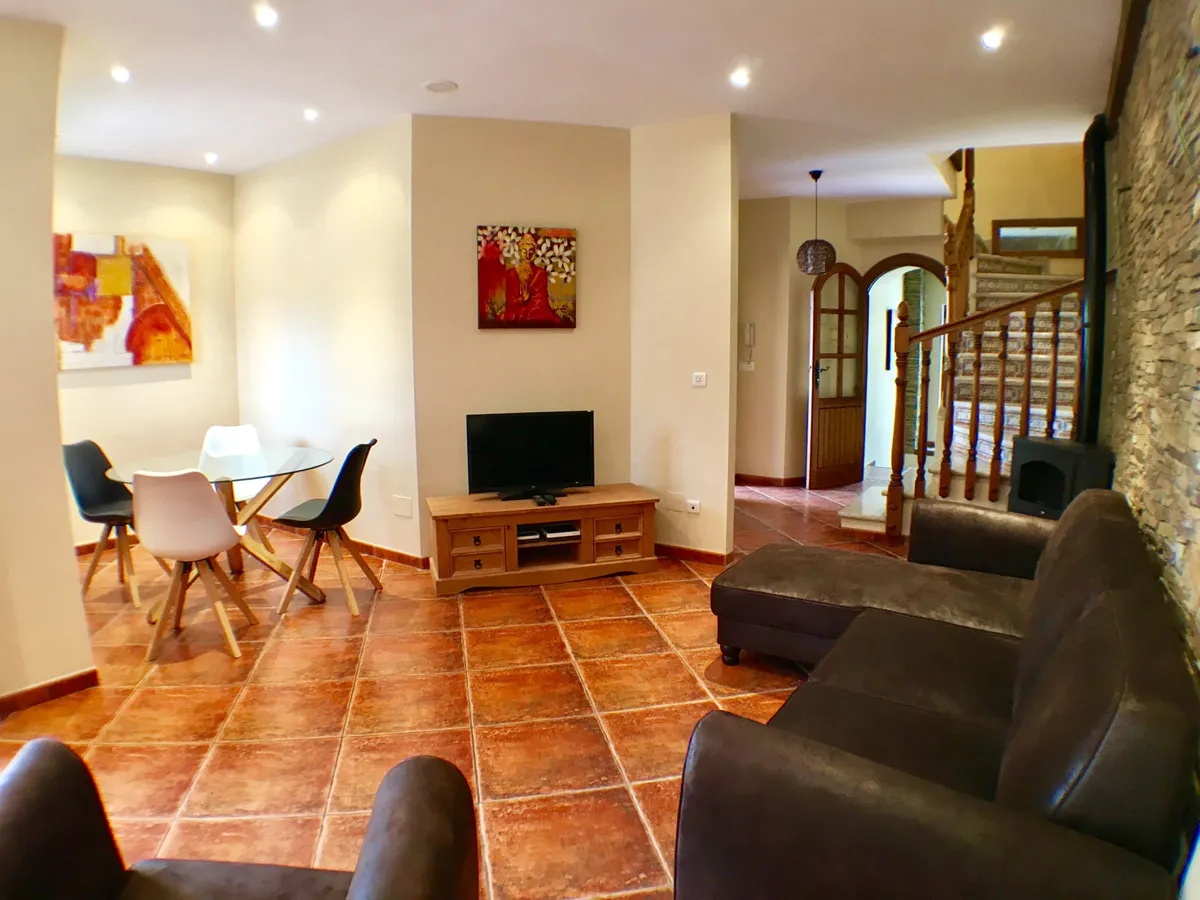 f563290d-f6e2-4e7e-a7de-02d2bdcccc5a