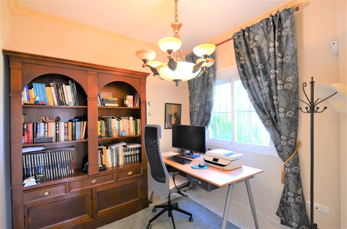 454a55bf-ed12-42be-b3b9-5f6c3a449fa2