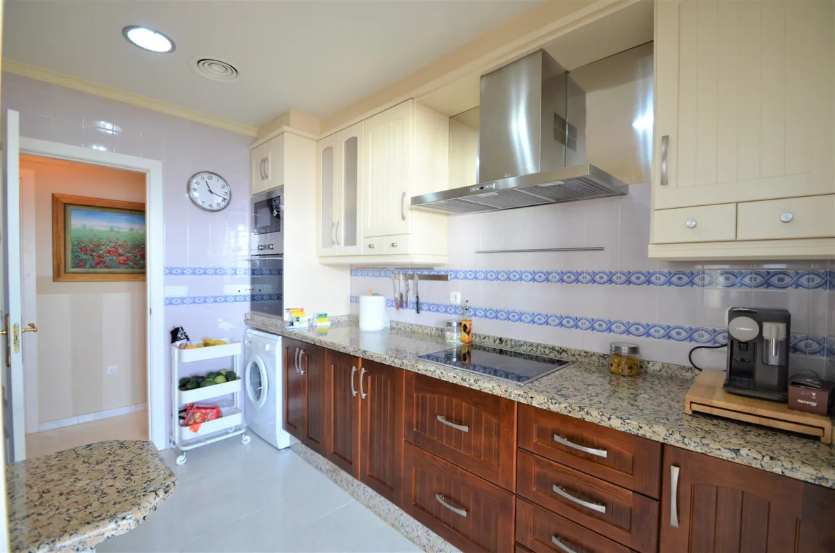 72cd9b2e-6fd3-4258-82d9-cb444c7f9de1