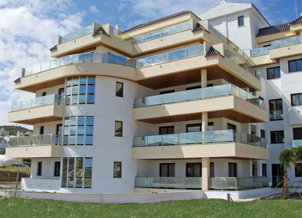 02db1e6a-90ff-4e43-862b-1fd2e381c7ed