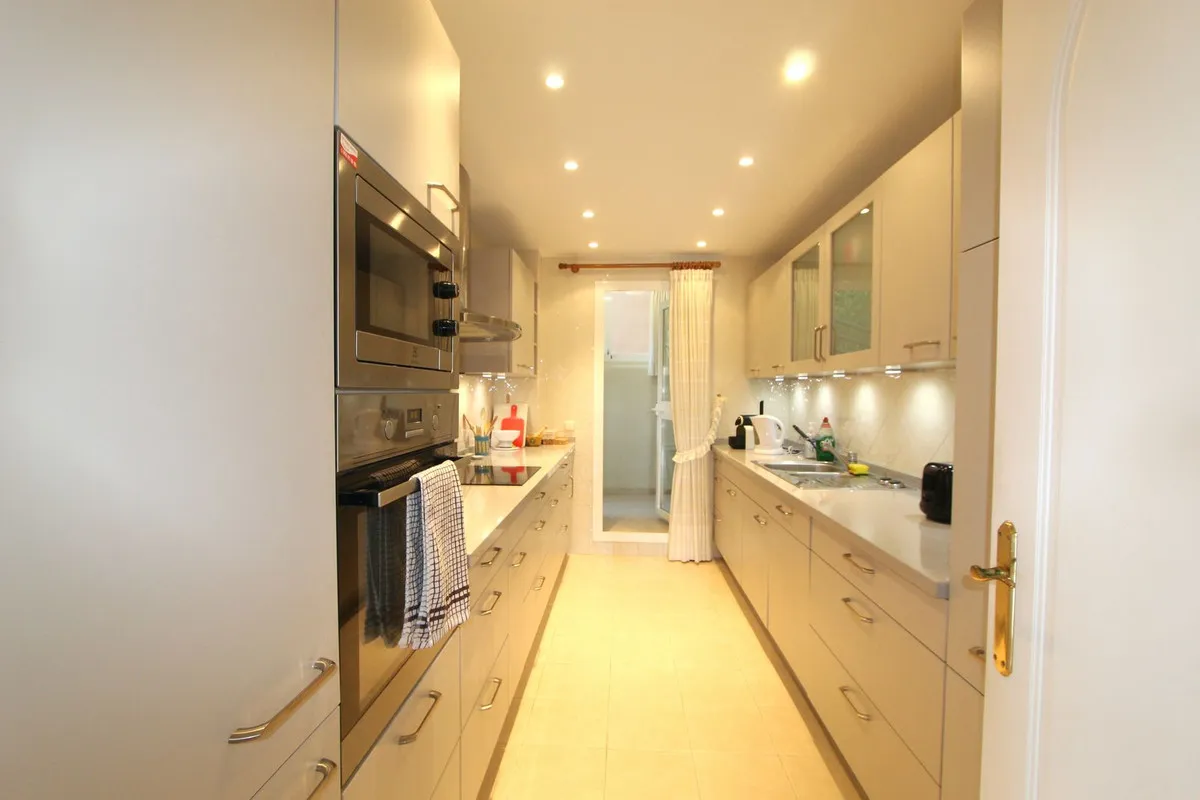 45f8b529-82a2-43aa-91d3-d80e5f84366a