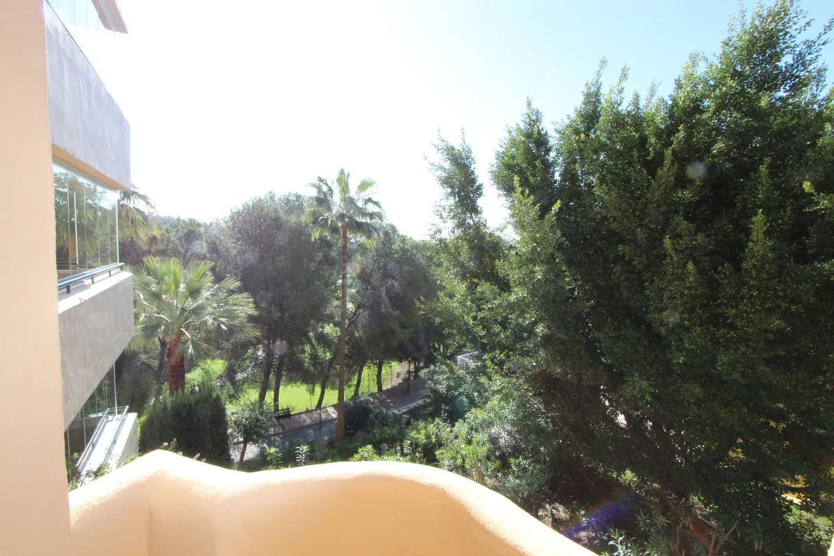 75bb500e-7544-4c27-afb5-1cb43b9997e3