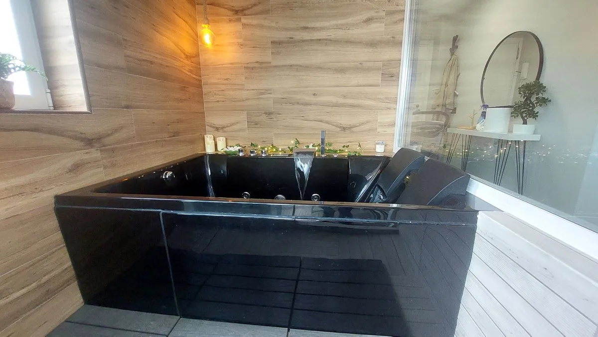 acbe43d7-f796-4fc6-b916-74ab3e644407