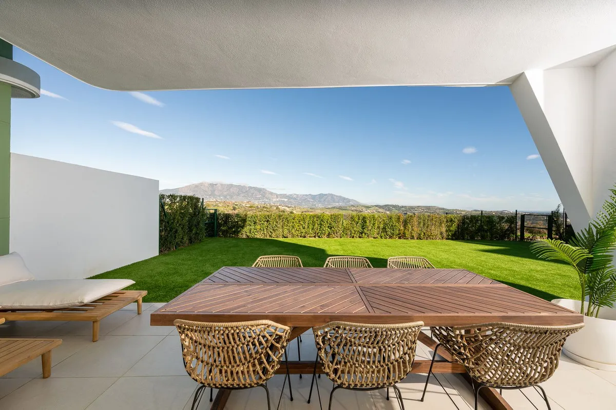 2a7ada24-b956-4a46-8db8-4ee025e8dff7