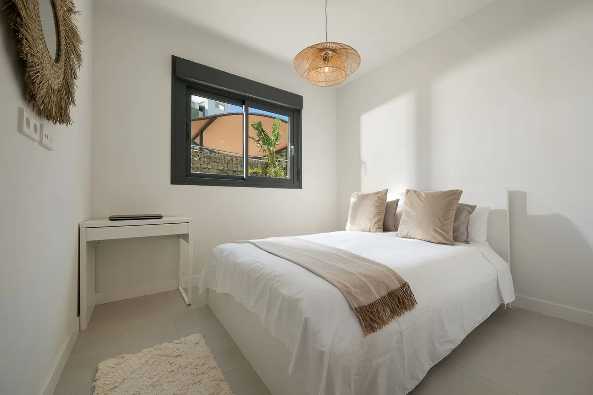 a467b7d7-a57f-4b42-b674-8ce7da0ee5eb