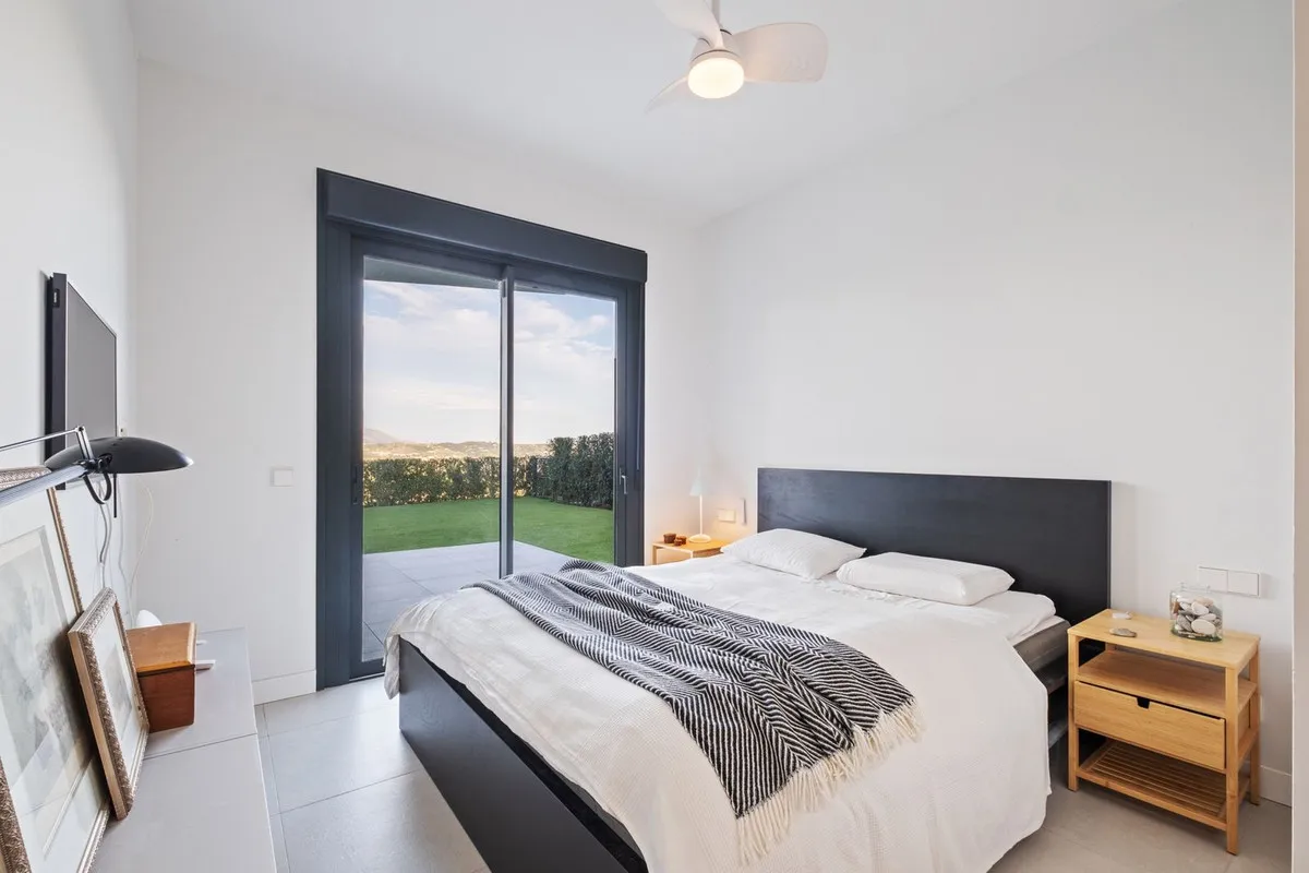 d48df795-459b-46de-82ca-321372336231