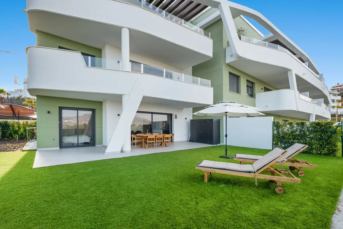 e6828ff3-82f9-4276-b3cd-b46a3b028c2a