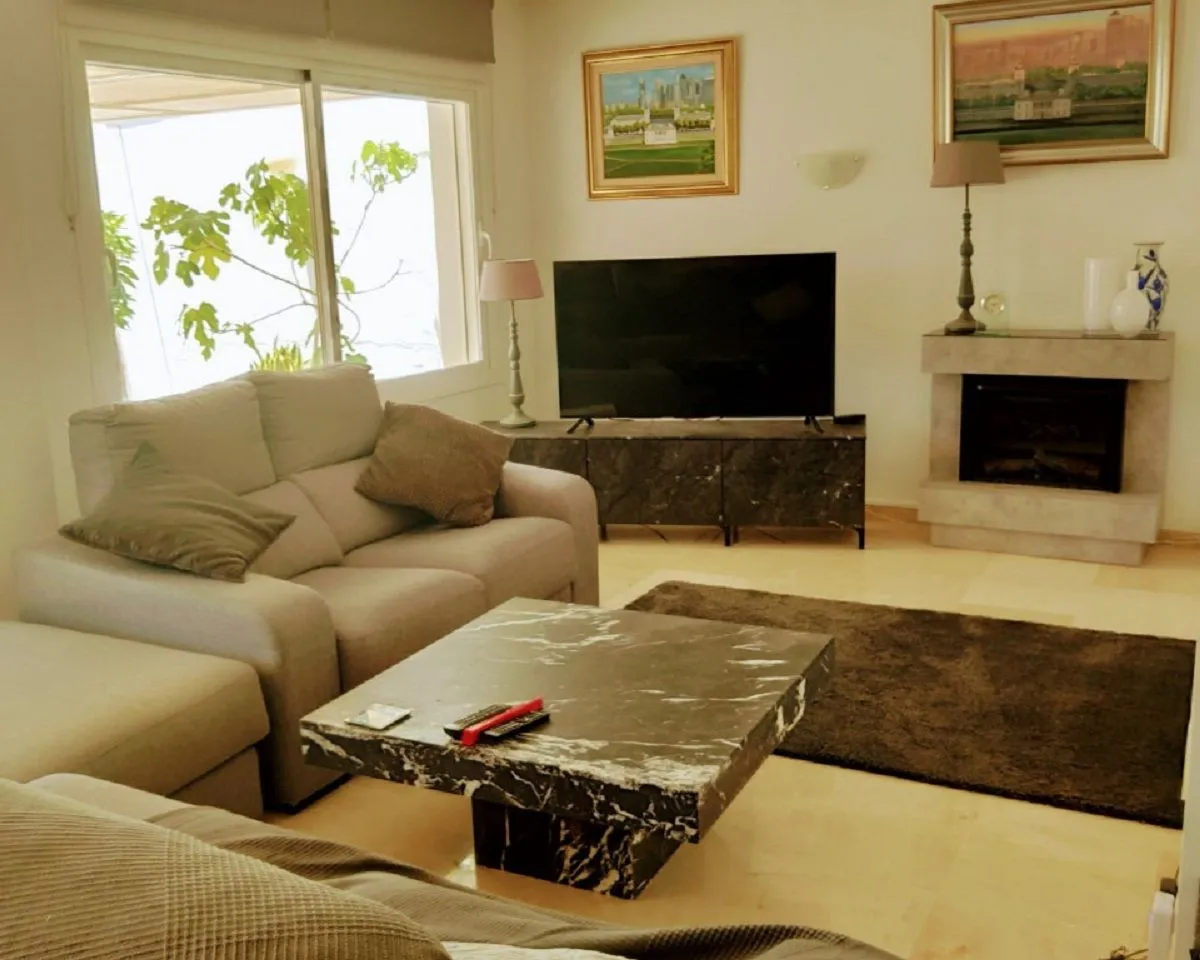 0cdb0a4c-dedb-47f6-b538-8a2e08693599