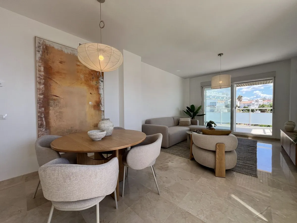 53d5ac52-61bc-40fb-adae-2e8e10ed0352