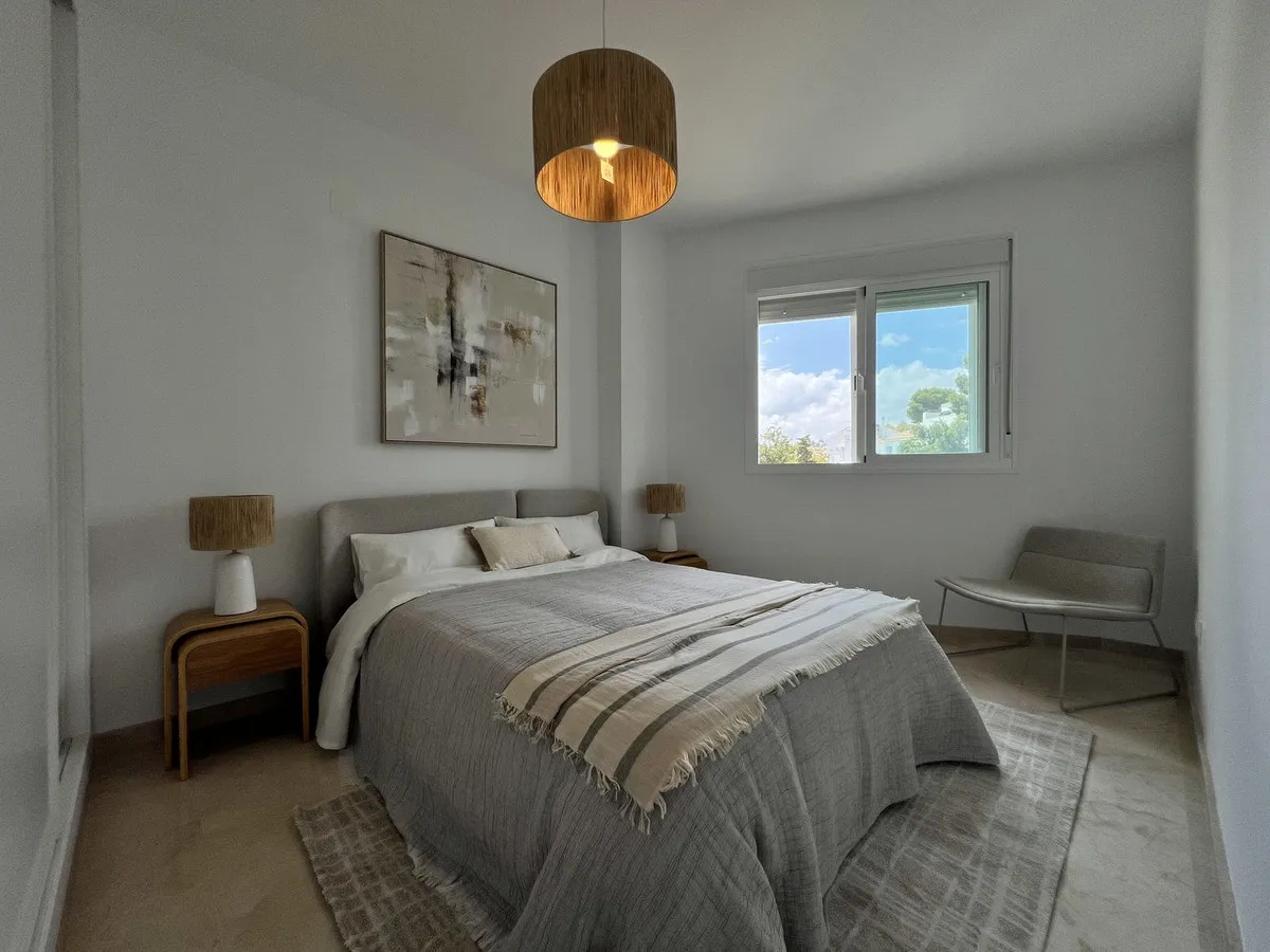 e5f6ad73-c3d5-4f78-a64e-fcb27e9ea344