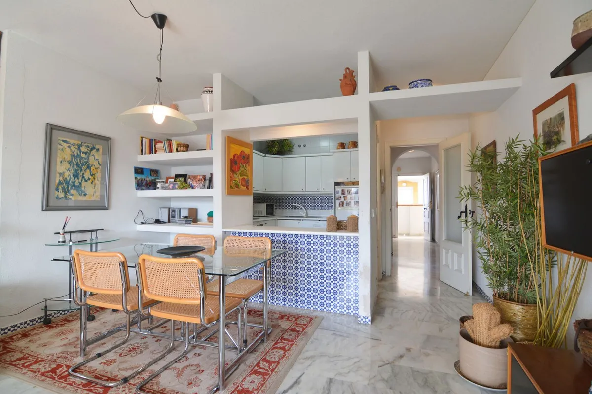 1385afe8-1495-4960-a9d1-e3fd633c7255