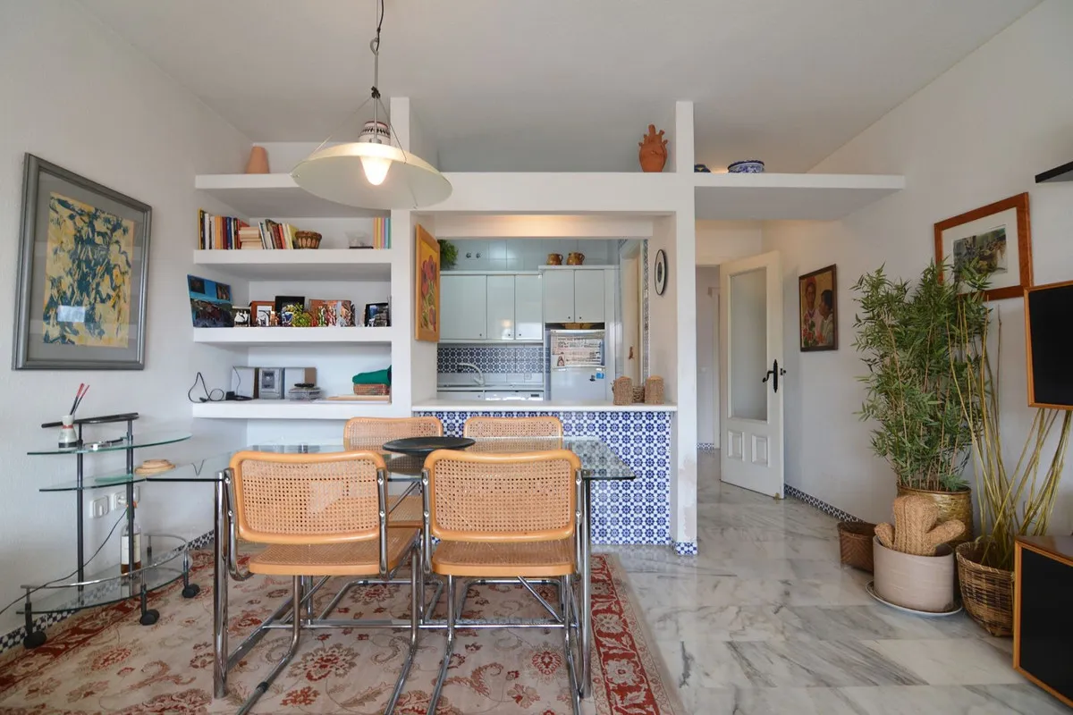 d6a4bbf1-8a60-4dcc-9ff1-897d022cbaed