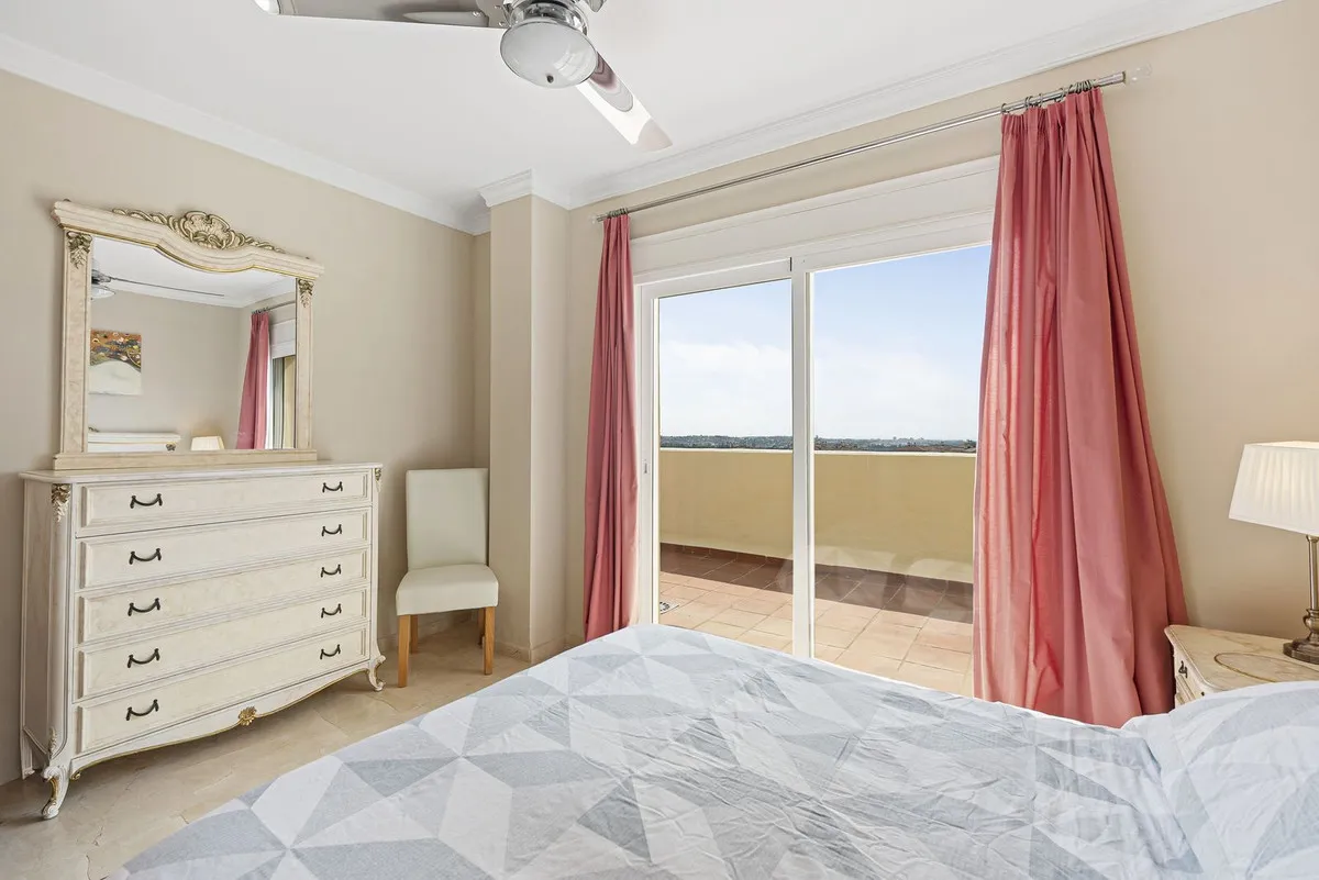 3021e427-48f5-4d24-8fd1-630d96540d7b