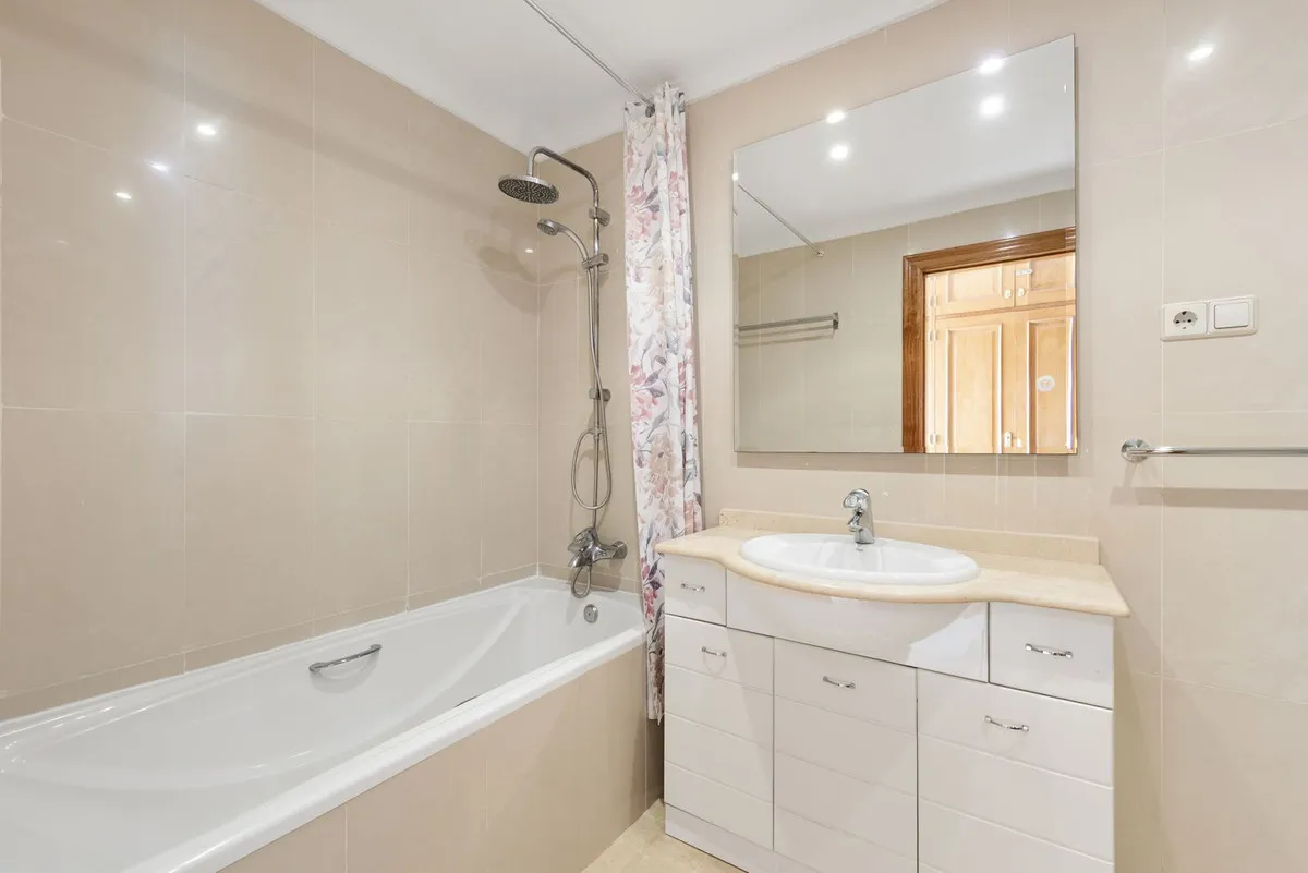 4354eaf4-7558-4067-a972-c17d9c642614