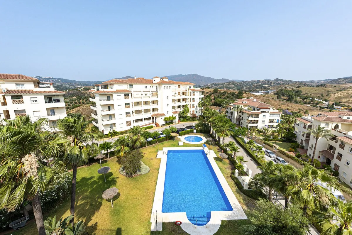 85b26cf0-c75d-431b-a3d0-b52acc7664f9