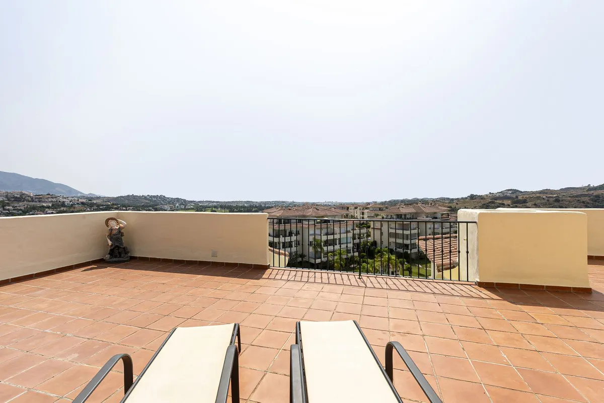 ab73f579-6b57-491a-a0b1-47d800100624