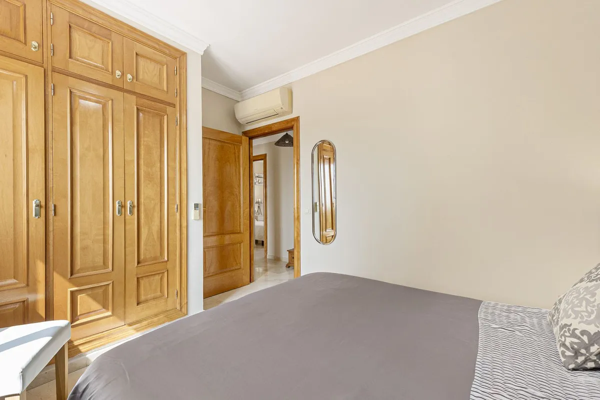 af2d5e82-0509-4d34-959b-2b0fb0e09611