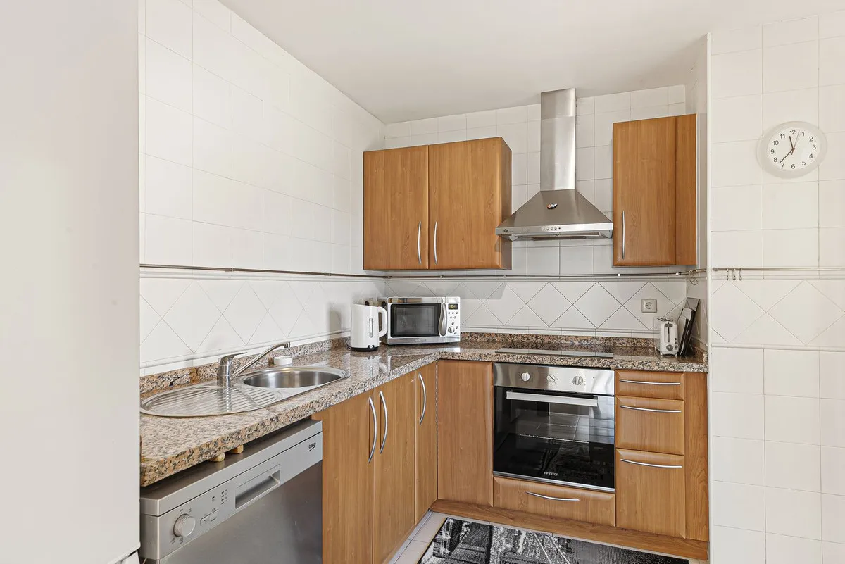 bf72a834-e733-41ff-91cd-ba43854c4287