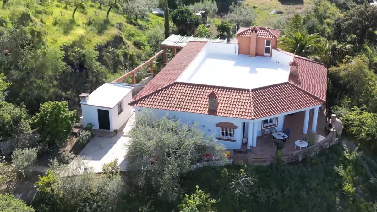 e0d85b6b-03e6-47c2-b215-4e546e6bded0