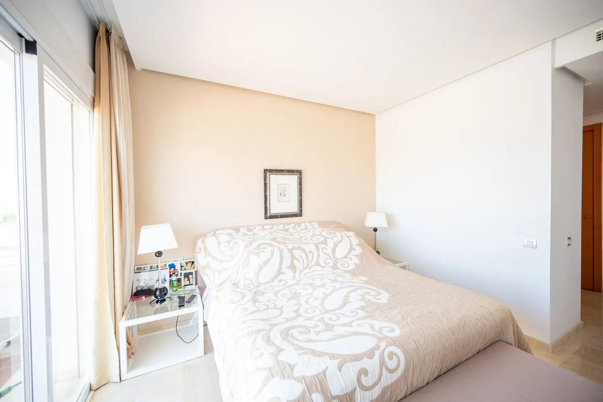 a95f942a-3f95-4956-b943-4950c1e897ab