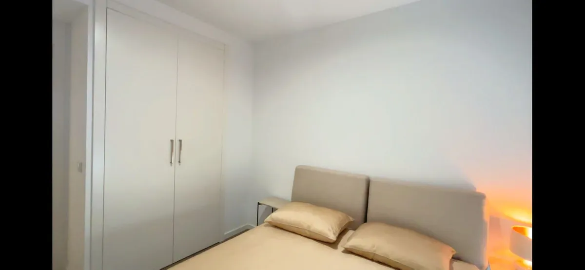 b9306392-6b35-4fa2-b549-2c62e0fcdba2