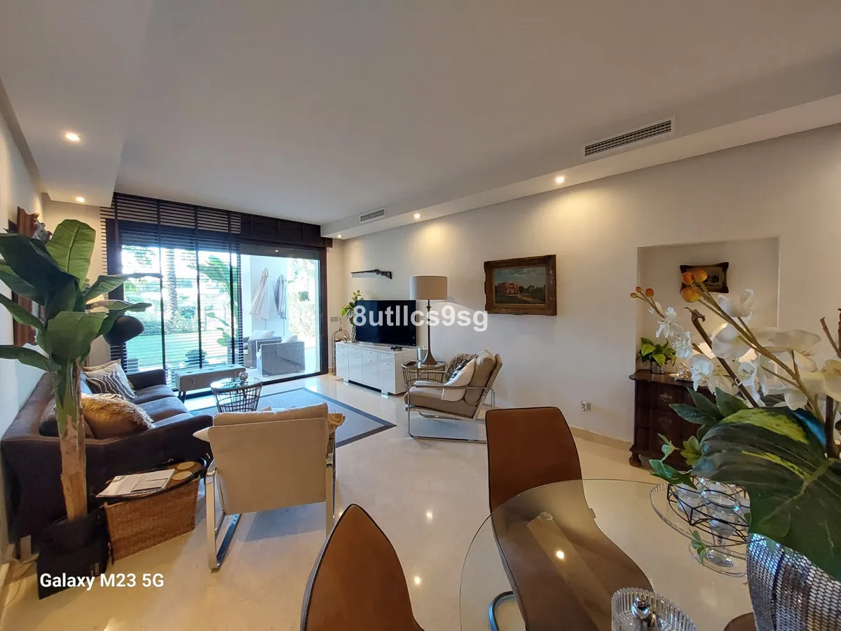 f7bf301e-1cdf-4f46-bc78-25a6c94f55ad