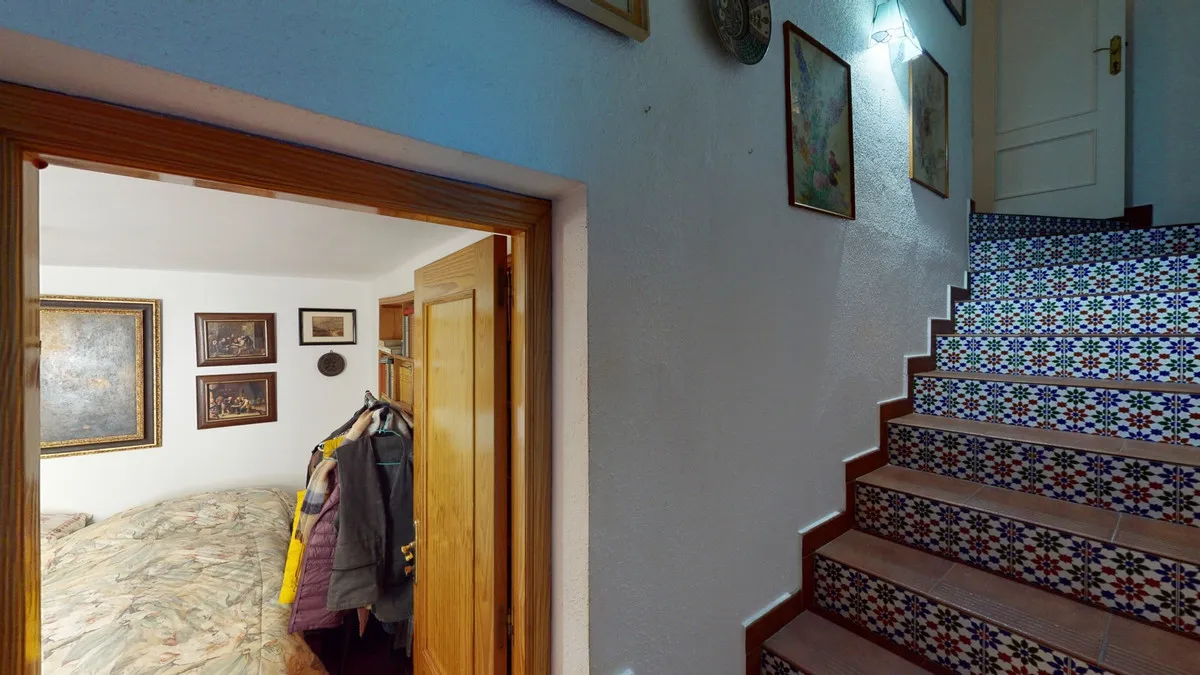 f0d8bc6b-4841-4b49-a521-6ce1c27aa6c4