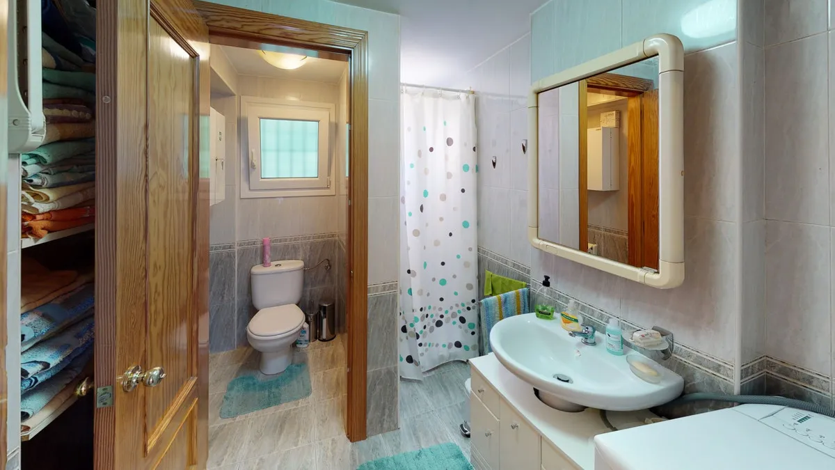 fb312cfe-6de4-49c8-845d-b99528b05dc2