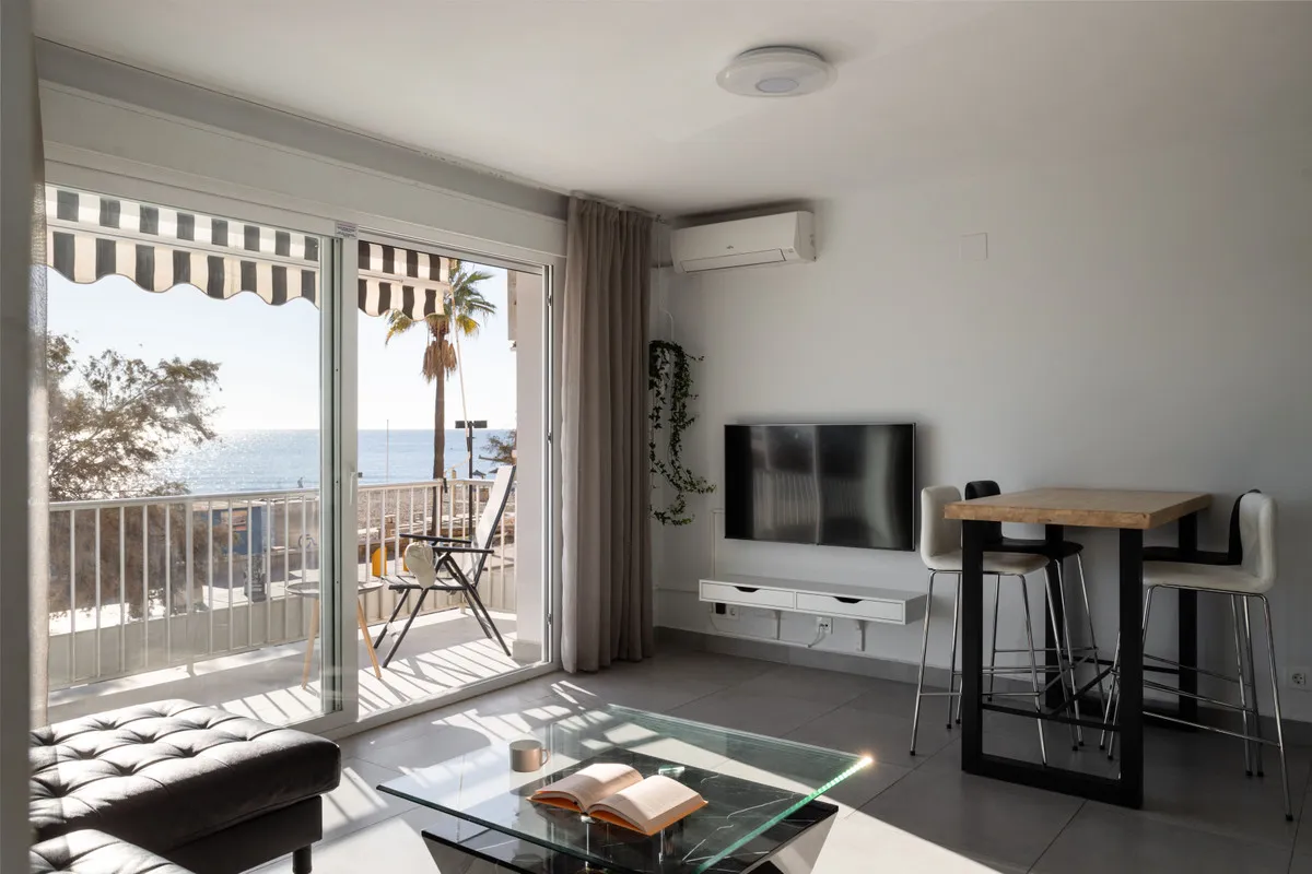 309a7078-77da-4a06-a97b-989953532fc7