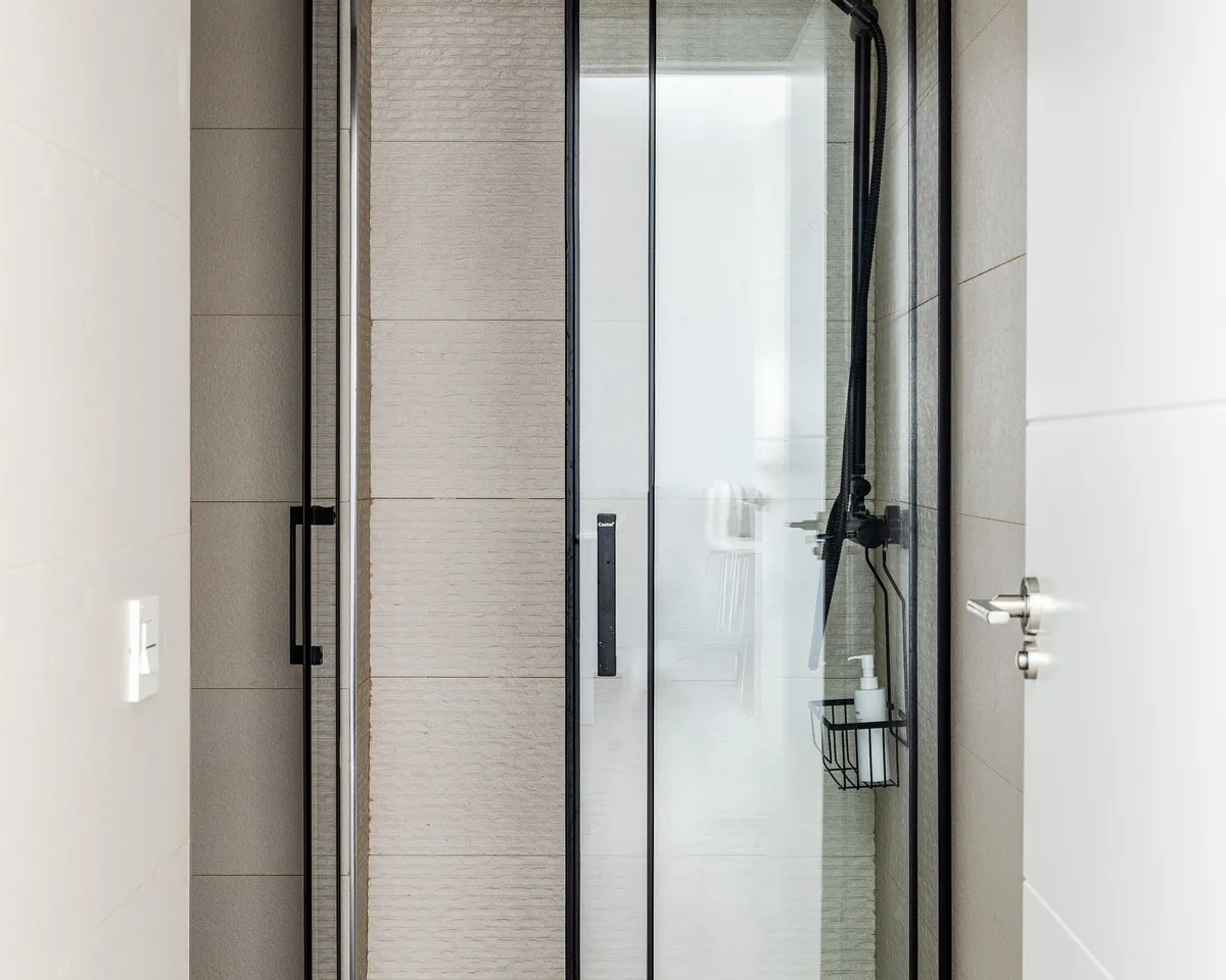 64fc472e-7724-42d2-b102-2df66359a803